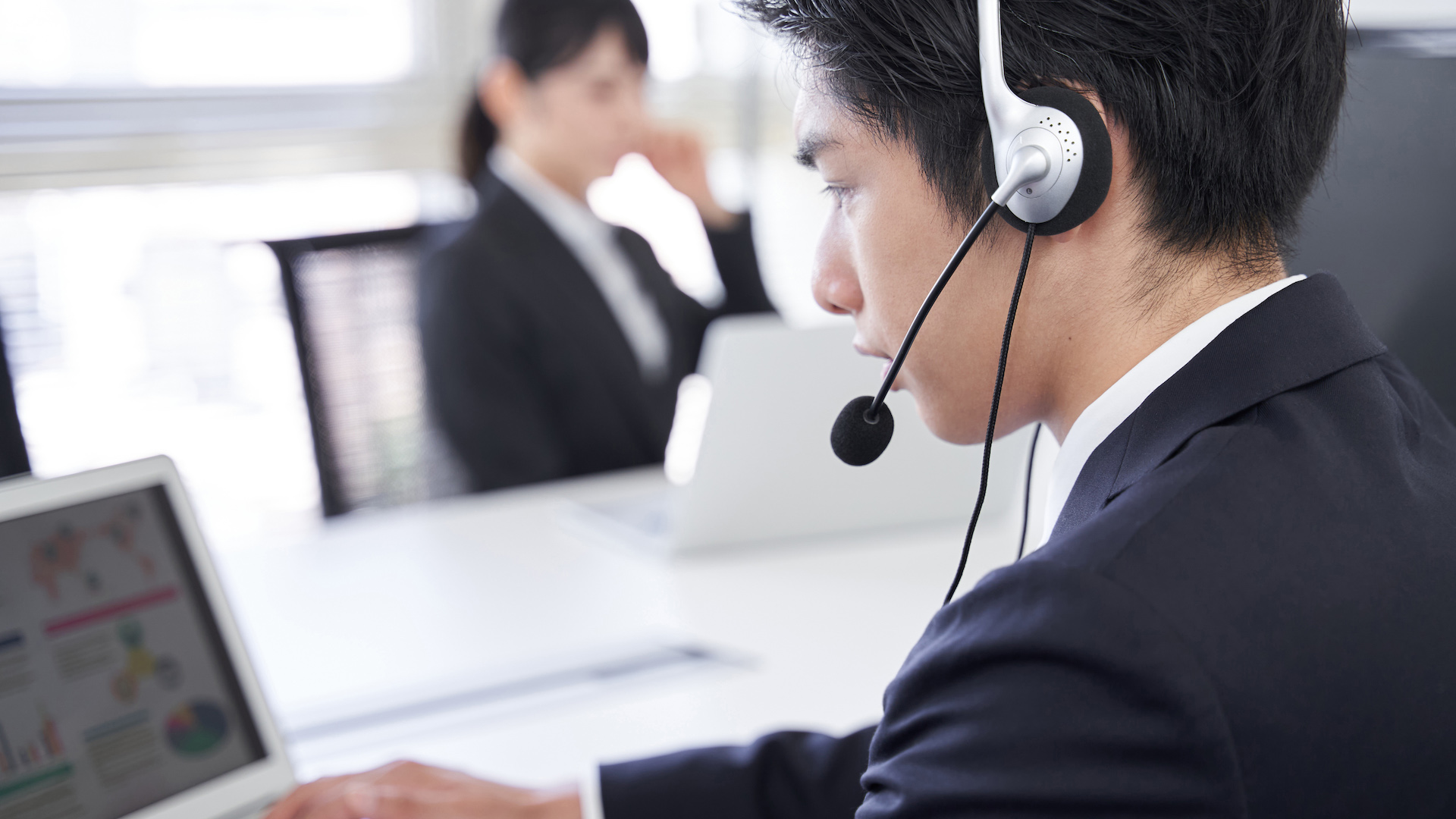 AIは仕事を奪うのか？ これからの共存と役割分担